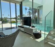 Люксовая вилла в Ориуэле 211 кв.м с видом на море