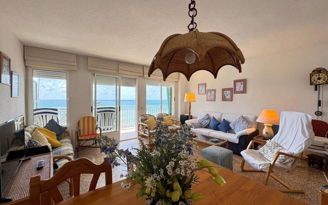 Апартаменты с видом на море в Торревьехе 133 кв.м 3 спальни