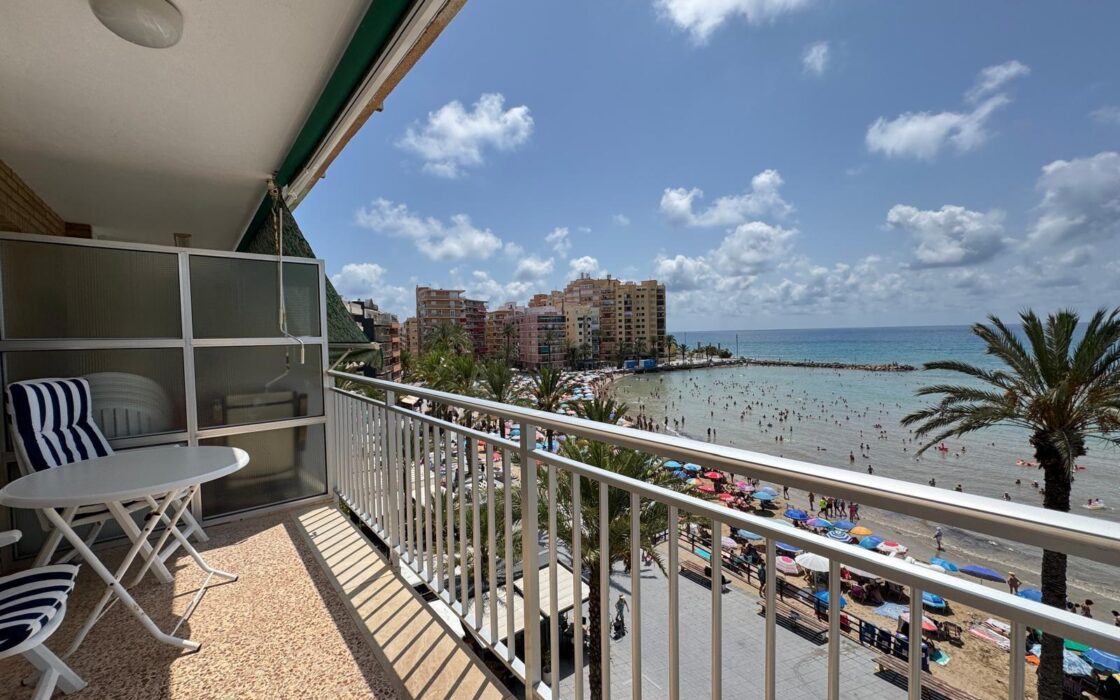 Апартаменты с видом на море в Торревьехе 133 кв.м 3 спальни