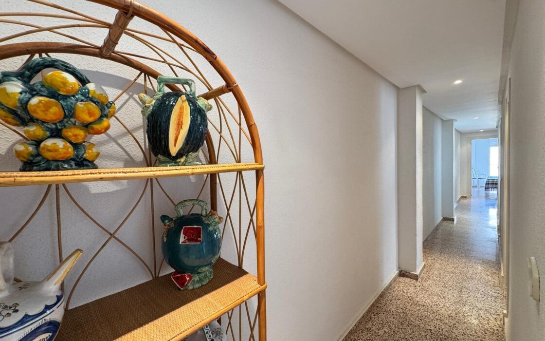 Апартаменты с видом на море в Торревьехе 133 кв.м 3 спальни