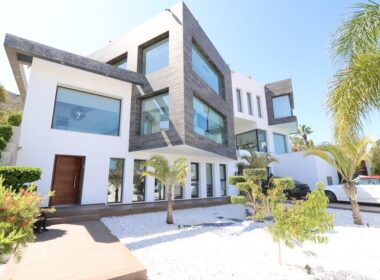 Вілла 521 кв.м з видом на море в Jávea, 6 кімнат