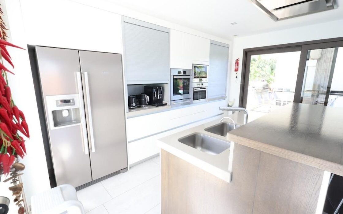 Вілла 521 кв.м з видом на море в Jávea, 6 кімнат