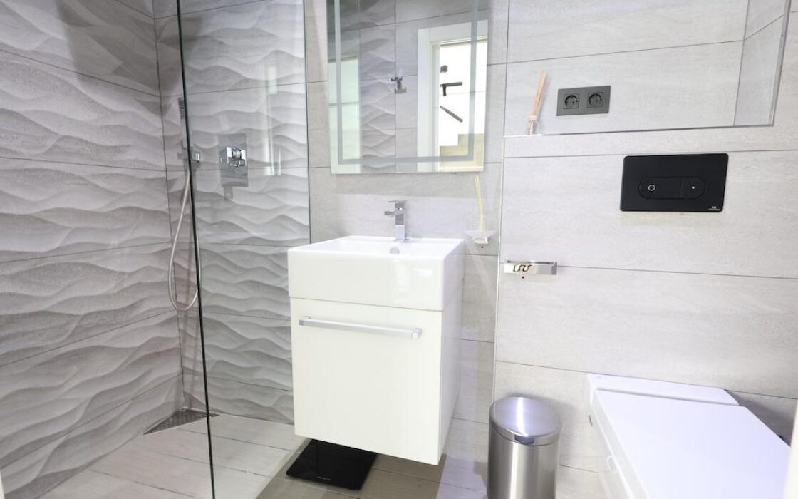 Вілла 521 кв.м з видом на море в Jávea, 6 кімнат