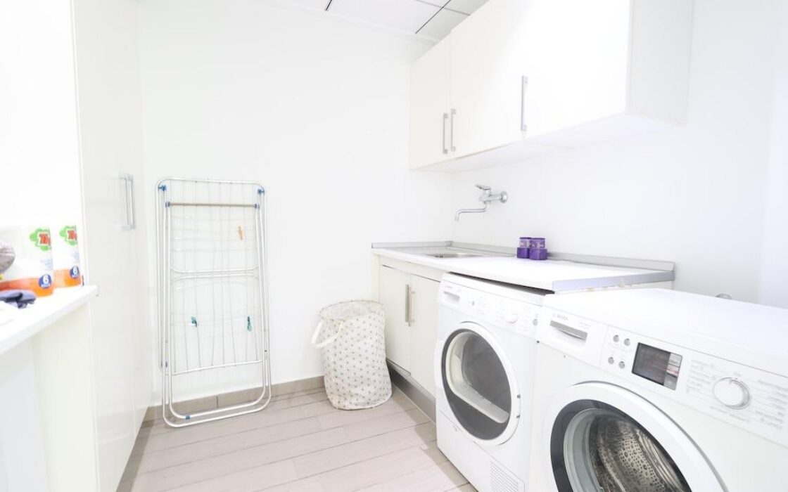 Вілла 521 кв.м з видом на море в Jávea, 6 кімнат