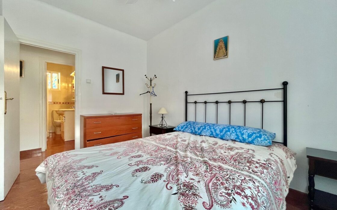 Апартаменты 92 кв.м в Торревьехе с лифтом и кондиционером