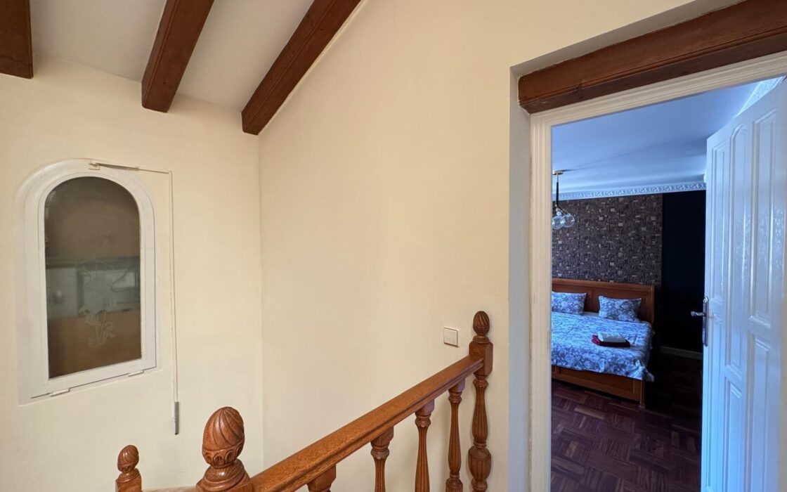 Вилла в Кампоамор 639 кв.м с бассейном 650 м до моря