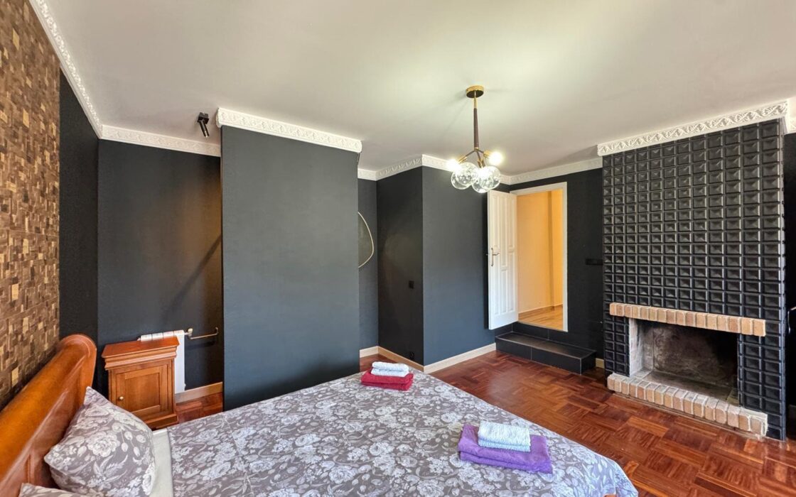 Вилла в Кампоамор 639 кв.м с бассейном 650 м до моря