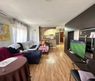 Апартаменти в Торрев’єсі 101 кв.м з терасою біля моря