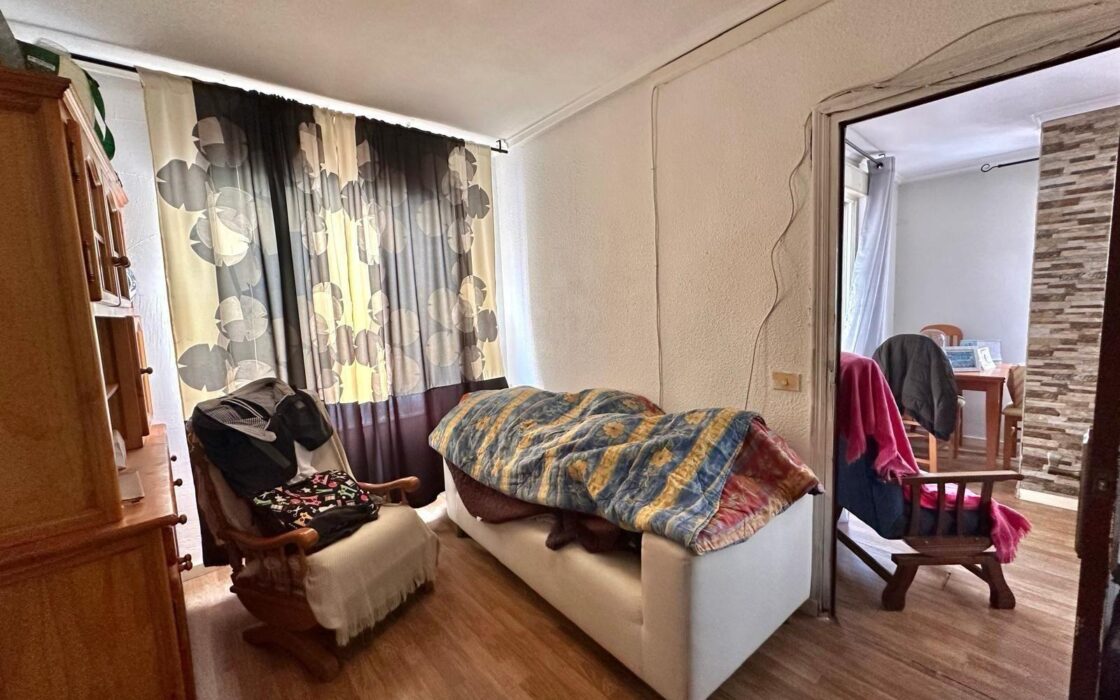 Апартаменти в Торрев’єсі 101 кв.м з терасою біля моря