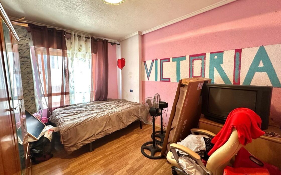 Апартаменти в Торрев’єсі 101 кв.м з терасою біля моря