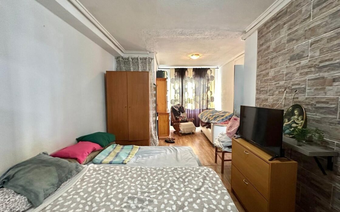 Апартаменти в Торрев’єсі 101 кв.м з терасою біля моря