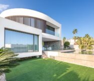 Вілла у Фінестраті 386 кв.м з панорамним видом та басейном