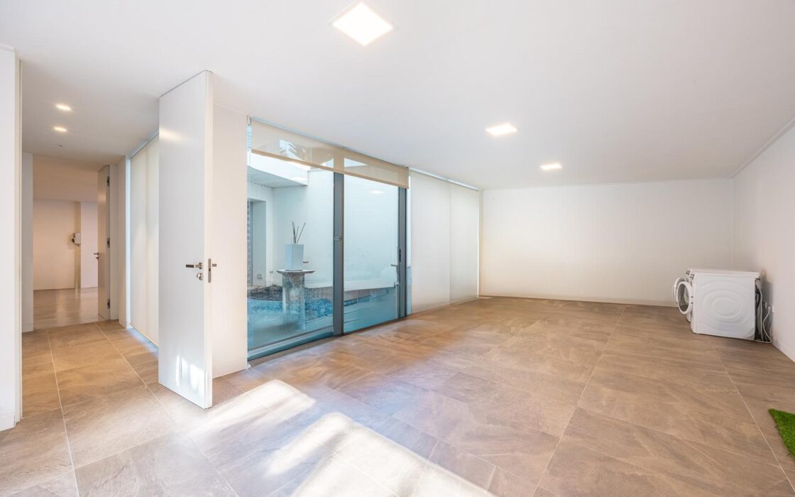 Вілла у Фінестраті 386 кв.м з панорамним видом та басейном