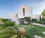 Вілла у Фінестраті 386 кв.м з панорамним видом та басейном