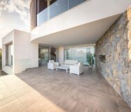 Вілла у Фінестраті 386 кв.м з панорамним видом та басейном