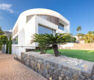 Вілла у Фінестраті 386 кв.м з панорамним видом та басейном