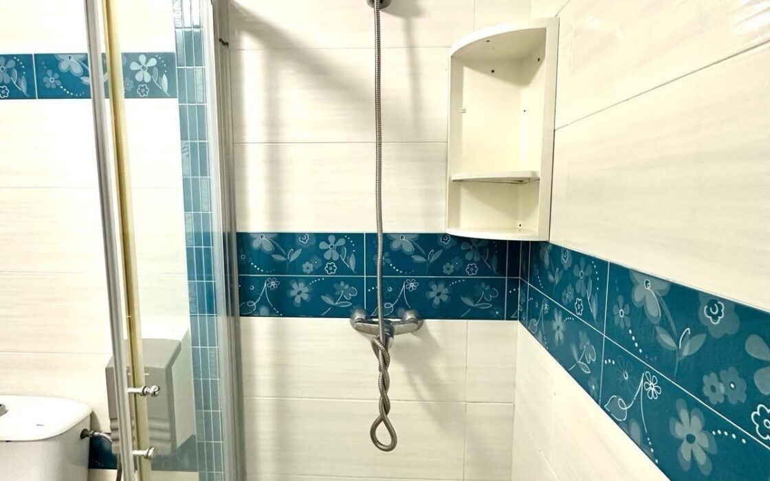 Апартаменты 115 кв.м в Торревьехе у моря с террасой