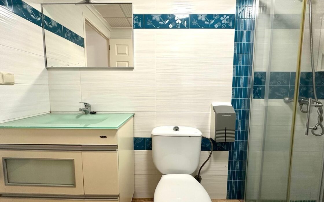 Апартаменты 115 кв.м в Торревьехе у моря с террасой