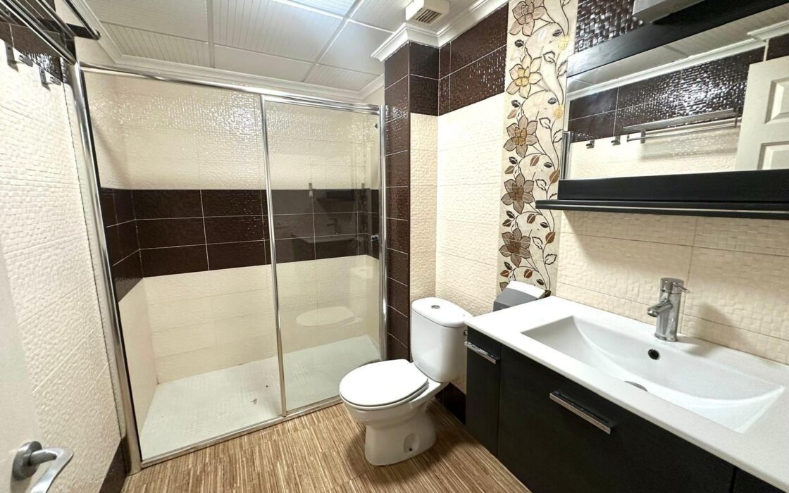 Апартаменты 115 кв.м в Торревьехе у моря с террасой