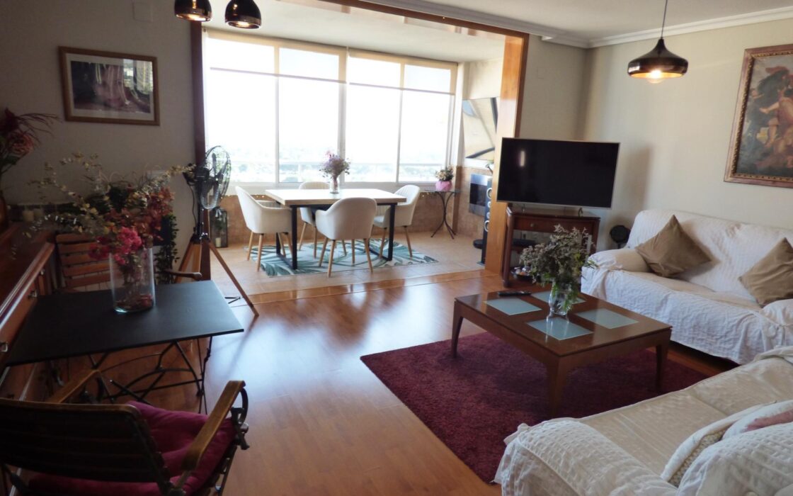 Апартаменты в Эль Кампельо, 120 кв.м, 200 м до моря