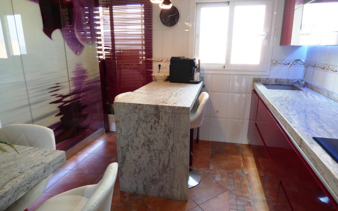 Апартаменты в Эль Кампельо, 120 кв.м, 200 м до моря