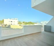 Новий бунгало у Фінестраті з терасою 80 кв.м для відпочинку