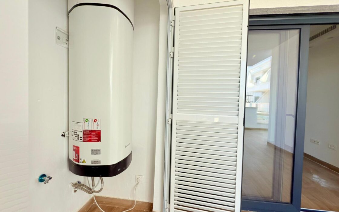 Новий бунгало у Фінестраті з терасою 80 кв.м для відпочинку