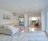 Вилла с террасой в Бенахависе, 4 спальни, 261 кв.м