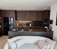 Современная квартира в центре Торревьехи с террасой 140 кв.м