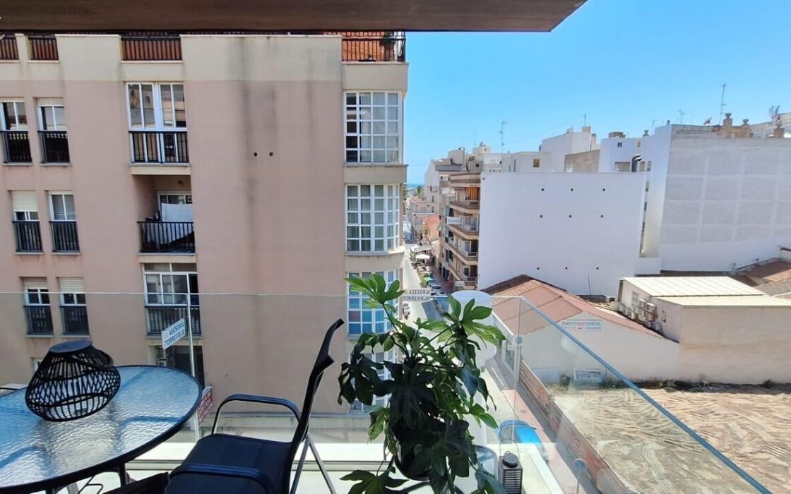 Современная квартира в центре Торревьехи с террасой 140 кв.м