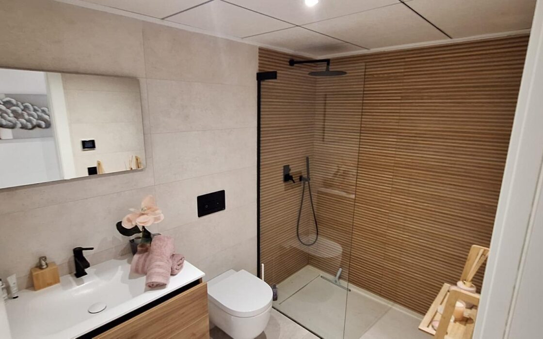 Современная квартира в центре Торревьехи с террасой 140 кв.м