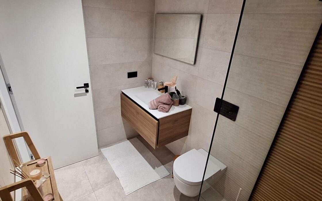 Современная квартира в центре Торревьехи с террасой 140 кв.м