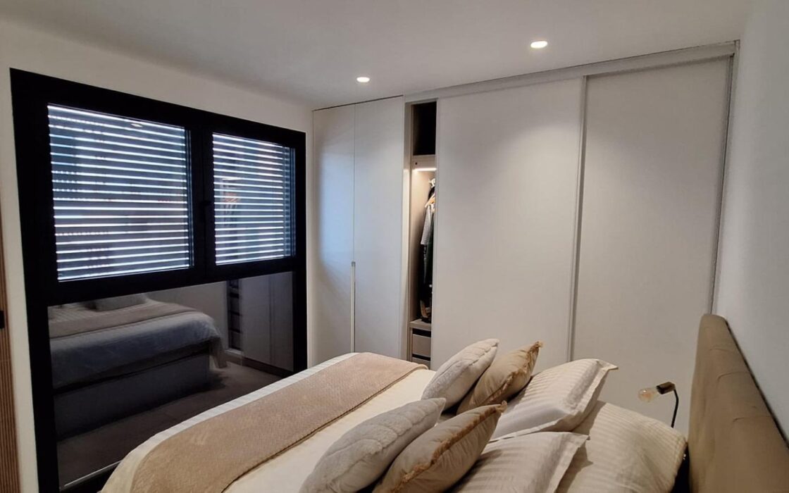 Современная квартира в центре Торревьехи с террасой 140 кв.м