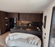 Современная квартира в центре Торревьехи с террасой 140 кв.м