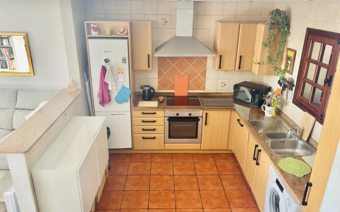 Просторный таунхаус с 2 спальнями и панорамным видом в Михас