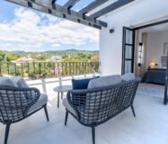 Отдельная вилла в Марбелье с террасой 496 кв.м