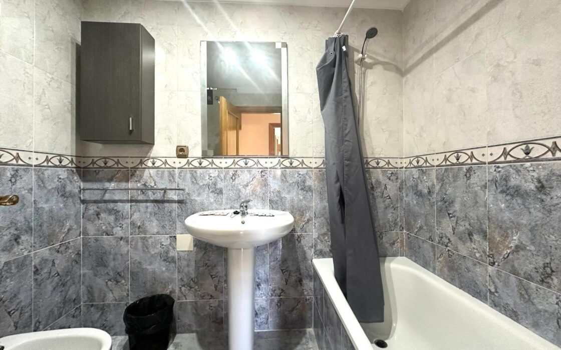 Апартаменти 130 кв.м в Торрев’єсі 450 м від моря