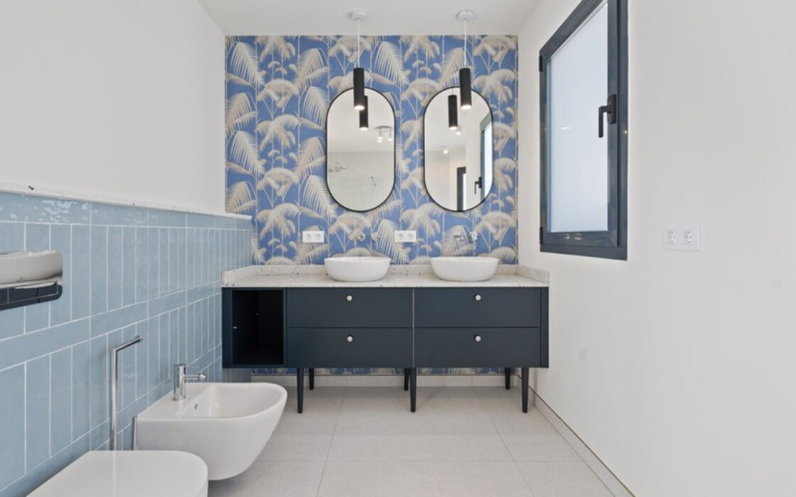 Окрема вілла в Ельвірії 181 кв.м з терасою біля моря