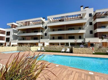 Апартаменты 80 кв.м в Аликанте с террасой у моря