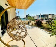 Апартаменты 80 кв.м в Аликанте с террасой у моря