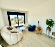 Апартаменты 80 кв.м в Аликанте с террасой у моря