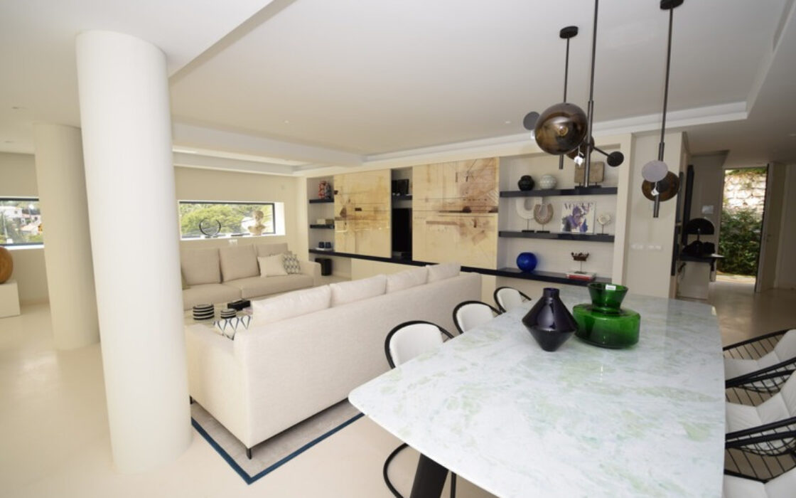 Отдельная вилла в Новой Андалусии 370 кв.м с террасой