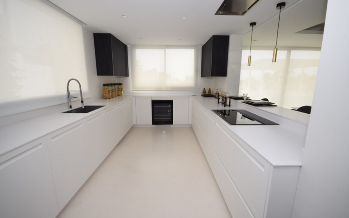 Отдельная вилла в Новой Андалусии 370 кв.м с террасой