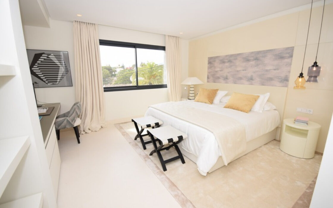 Отдельная вилла в Новой Андалусии 370 кв.м с террасой