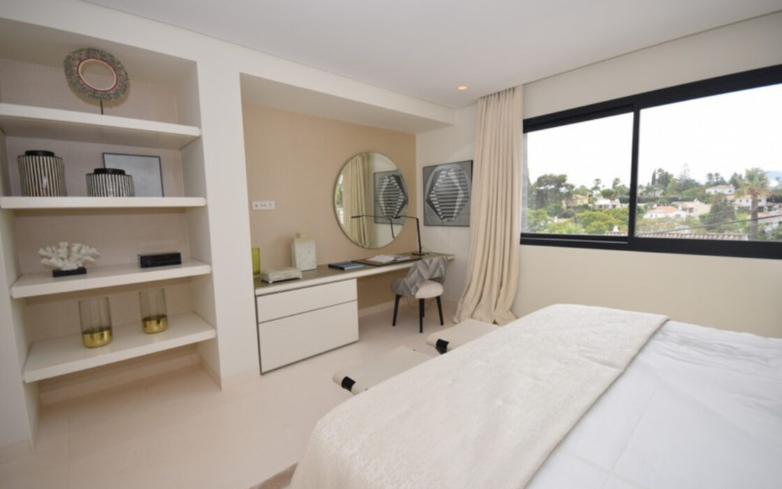 Отдельная вилла в Новой Андалусии 370 кв.м с террасой