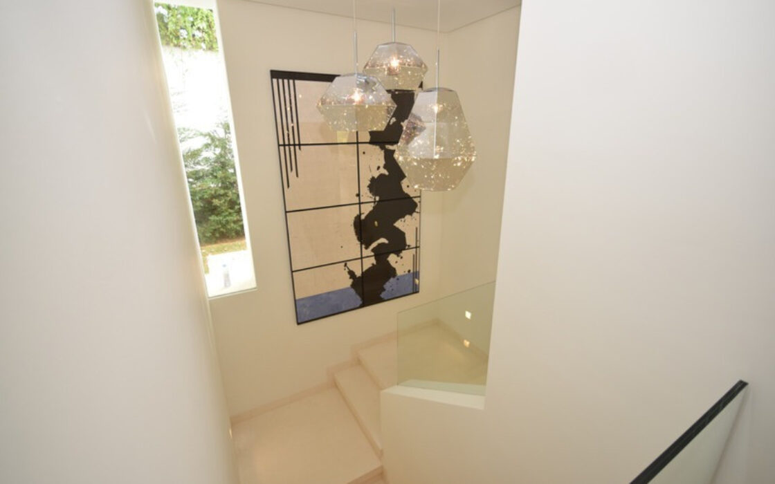 Отдельная вилла в Новой Андалусии 370 кв.м с террасой