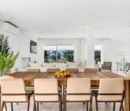 Отдельная вилла в Марбелье 302 кв.м с террасой у моря