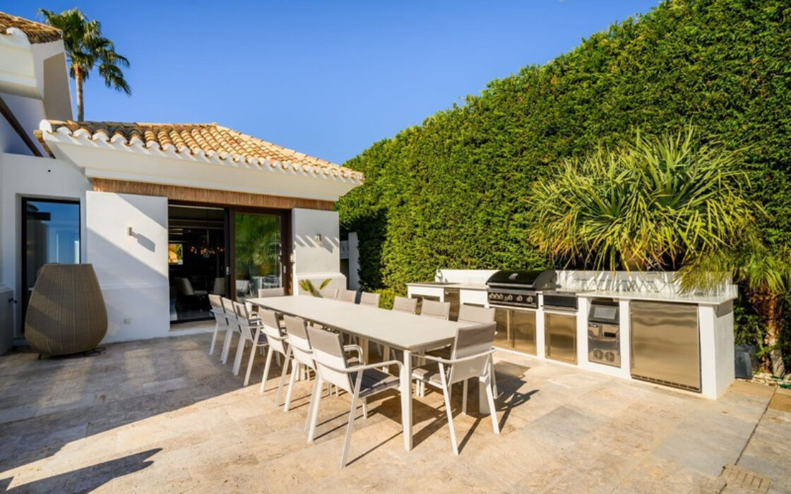 Вілла в Лос-Фламінго, 660 кв.м, з терасою та меблями