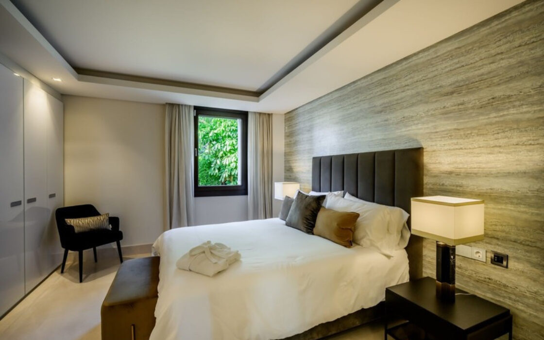 Вілла в Лос-Фламінго, 660 кв.м, з терасою та меблями