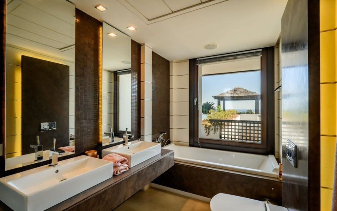 Вілла в Лос-Фламінго, 660 кв.м, з терасою та меблями